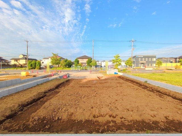 G00378633 埼玉県さいたま市岩槻区大字岩槻 新築一戸建て 3280万円 土地面積127.00m² (約38.41坪) 建物面積100.19m² (約30.30坪) 間取り４ＬＤＫ 築年月2025年09月【外観17】