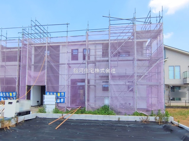 G00378636 埼玉県さいたま市岩槻区大字岩槻 新築一戸建て 2980万円 土地面積141.00m² (約42.65坪) 建物面積108.48m² (約32.81坪) 間取り３ＬＤＫ 築年月2025年09月【外観2】