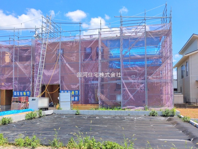 G00378636 埼玉県さいたま市岩槻区大字岩槻 新築一戸建て 2980万円 土地面積141.00m² (約42.65坪) 建物面積108.48m² (約32.81坪) 間取り３ＬＤＫ 築年月2025年09月【外観5】
