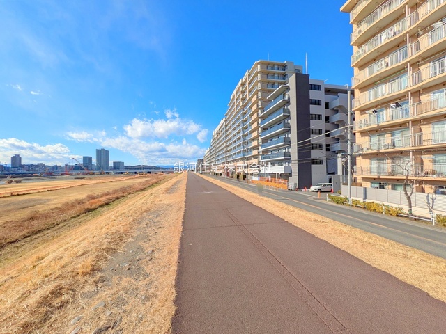 G00378739 東京都府中市住吉町２丁目 中古マンション 5480万円 専有面積75.02m² (約22.69坪) 間取り３ＬＤＫ 所在階12階 築年月2005年02月(築20年)【外観4】