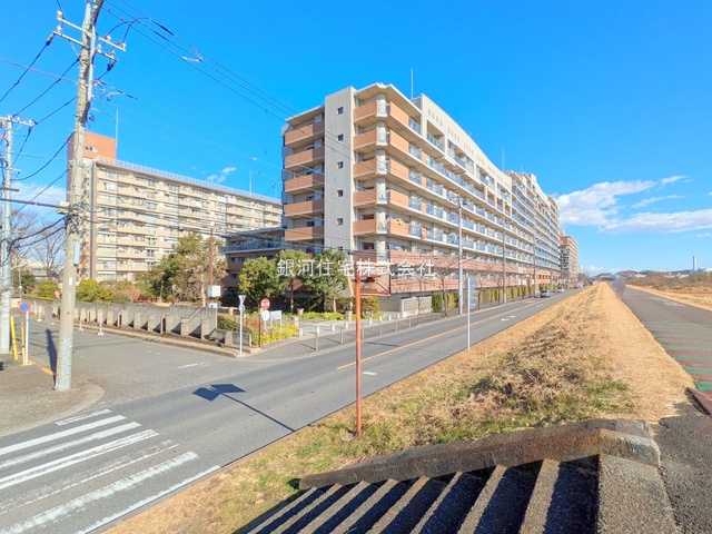 G00378739 東京都府中市住吉町２丁目 中古マンション 5480万円 専有面積75.02m² (約22.69坪) 間取り３ＬＤＫ 所在階12階 築年月2005年02月(築20年)【外観8】