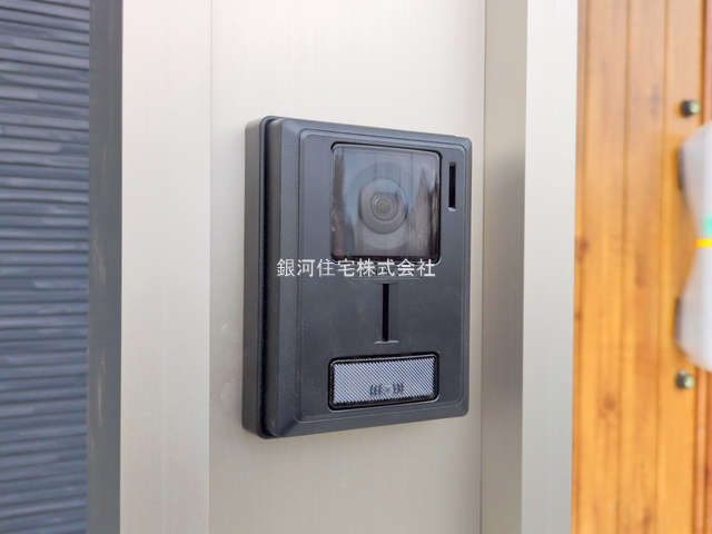 G00378758 東京都練馬区西大泉４丁目 新築一戸建て 4380万円 土地面積67.47m² (約20.40坪) 建物面積67.06m² (約20.28坪) 間取り３ＬＤＫ 築年月2025年10月(築１年以内)【外観4】