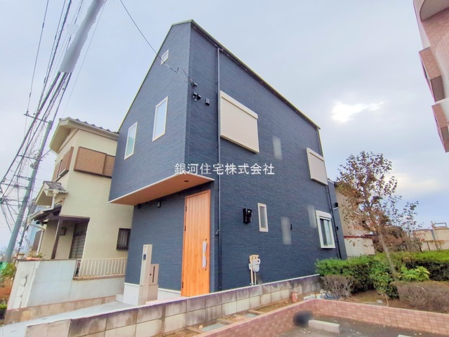 G00378758 東京都練馬区西大泉４丁目 新築一戸建て 4380万円 土地面積67.47m² (約20.40坪) 建物面積67.06m² (約20.28坪) 間取り３ＬＤＫ 築年月2025年10月(築１年以内)【外観13】