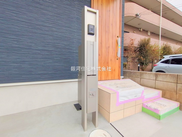 G00378758 東京都練馬区西大泉４丁目 新築一戸建て 4380万円 土地面積67.47m² (約20.40坪) 建物面積67.06m² (約20.28坪) 間取り３ＬＤＫ 築年月2025年10月(築１年以内)【外観18】