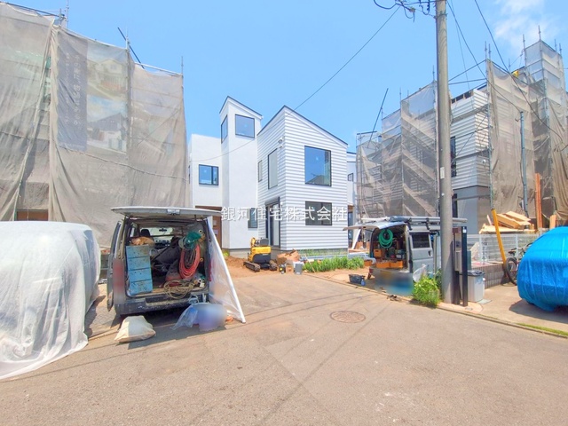 G00378902 神奈川県藤沢市本鵠沼５丁目 新築一戸建て 6990万円 土地面積109.30m² (約33.06坪) 建物面積89.12m² (約26.95坪) 間取り３ＬＤＫ 築年月2025年08月(築１年以内)【外観14】