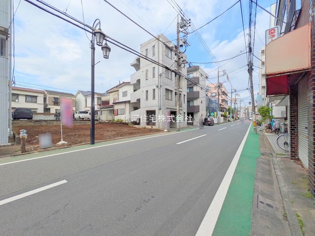 G00378947 東京都練馬区北町２丁目 新築一戸建て 8980万円 土地面積85.89m² (約25.98坪) 建物面積99.63m² (約30.13坪) 間取り３ＳＬＤＫ 築年月2025年10月【外観12】