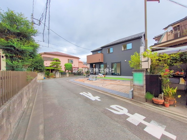 G00379061 東京都八王子市大楽寺町 新築一戸建て 4080万円 土地面積165.35m² (約50.01坪) 建物面積102.68m² (約31.06坪) 間取り４ＬＤＫ 築年月2025年09月【外観3】