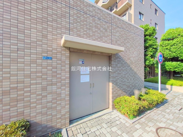 G00379077 東京都北区豊島８丁目 中古マンション 5980万円 専有面積63.82m² (約19.30坪) 間取り３ＬＤＫ 所在階2階 築年月1995年08月(築30年)【外観9】