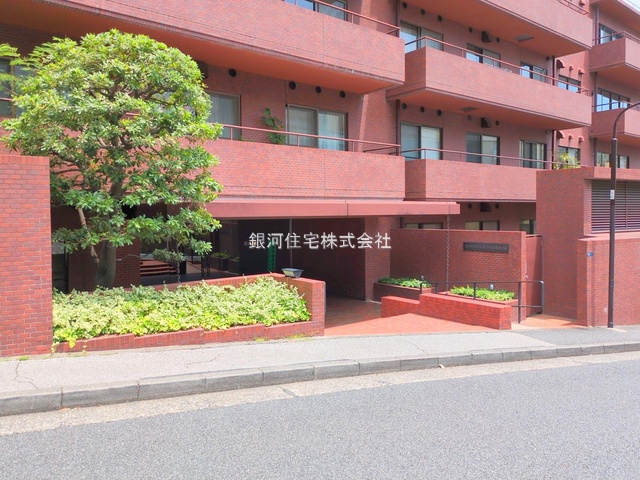 G00379081 東京都港区赤坂８丁目 中古マンション 3億8800万円 専有面積144.89m² (約43.82坪) 間取り３ＬＤＫ 所在階5階 築年月1979年07月(築46年)【外観5】