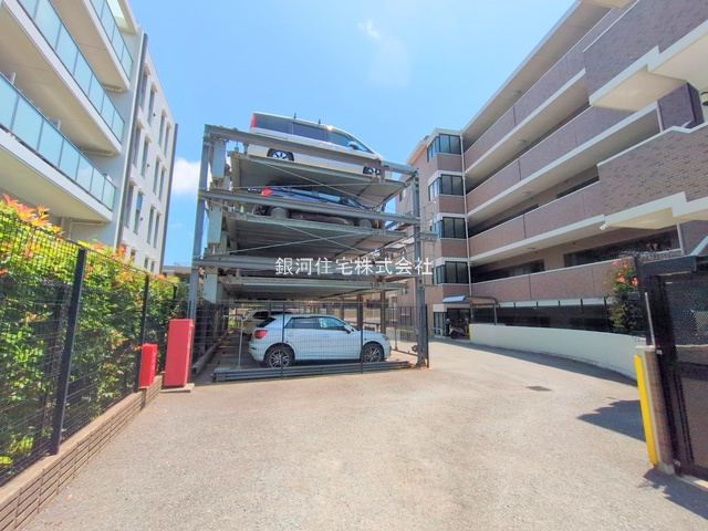 G00379121 神奈川県横浜市港南区大久保２丁目 中古マンション 4599万円 専有面積60.86m² (約18.41坪) 間取り２ＳＬＤＫ 所在階3階 築年月2005年02月(築20年)【外観13】