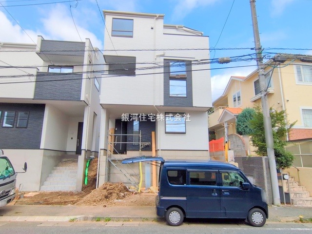 G00379149 埼玉県さいたま市南区大字大谷口 新築一戸建て 4480万円 土地面積90.16m² (約27.27坪) 建物面積108.00m² (約32.67坪) 間取り４ＬＤＫ 築年月2025年07月(築１年以内)【外観4】