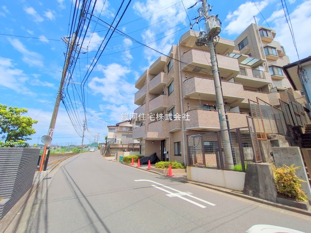 G00379156 神奈川県横浜市戸塚区汲沢４丁目 中古マンション 1290万円 専有面積43.52m² (約13.16坪) 間取り１ＬＤＫ 所在階4階 築年月1992年04月(築33年)【外観10】