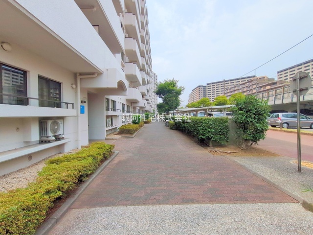 G00379163 神奈川県横浜市鶴見区市場上町 中古マンション 4999万円 専有面積77.62m² (約23.48坪) 間取り３ＬＤＫ 所在階11階 築年月1986年03月(築39年)【外観8】