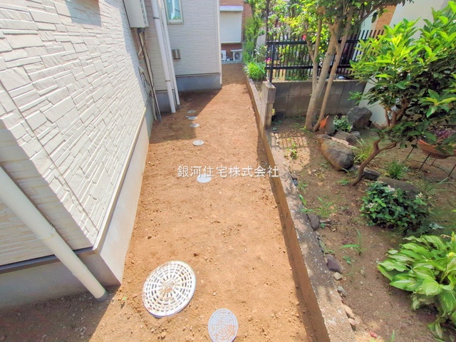 G00379167 東京都国分寺市西町４丁目 新築一戸建て 5880万円 土地面積197.98m² (約59.88坪) 建物面積107.23m² (約32.43坪) 間取り４ＬＤＫ 築年月2025年02月(築１年以内)【外観17】