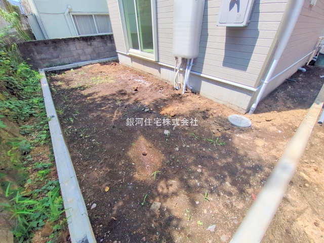 G00379231 東京都町田市鶴川４丁目 新築一戸建て 3980万円 土地面積103.57m² (約31.32坪) 建物面積83.63m² (約25.29坪) 間取り３ＬＤＫ 築年月2025年08月(築１年以内)【外観15】