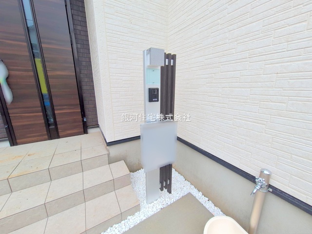 G00379256 東京都日野市新町２丁目 新築一戸建て 5580万円 土地面積162.54m² (約49.16坪) 建物面積102.26m² (約30.93坪) 間取り４ＬＤＫ 築年月2025年06月(築１年以内)【外観18】