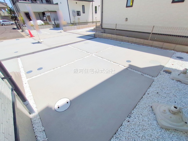 G00379257 東京都日野市新町２丁目 新築一戸建て 5280万円 土地面積155.56m² (約47.05坪) 建物面積98.53m² (約29.80坪) 間取り４ＬＤＫ 築年月2025年06月(築１年以内)【外観6】