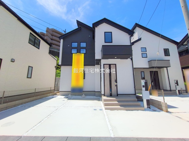 G00379257 東京都日野市新町２丁目 新築一戸建て 5280万円 土地面積155.56m² (約47.05坪) 建物面積98.53m² (約29.80坪) 間取り４ＬＤＫ 築年月2025年06月(築１年以内)【外観12】