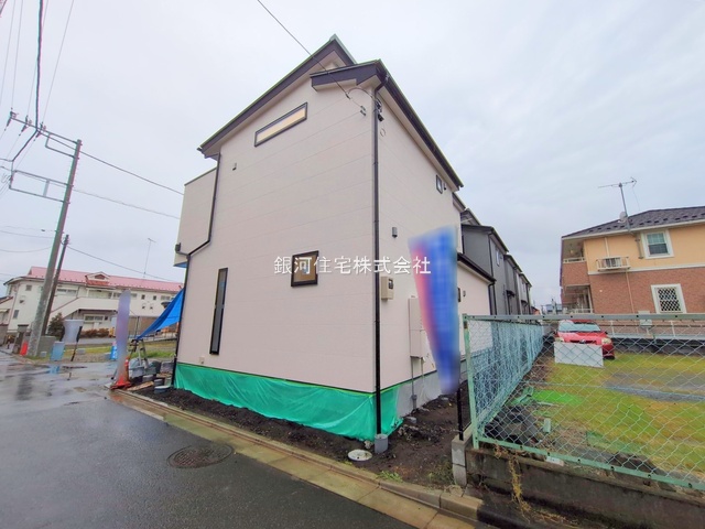 G00379260 神奈川県相模原市緑区二本松１丁目 新築一戸建て 5480万円 土地面積112.57m² (約34.05坪) 建物面積90.25m² (約27.30坪) 間取り３ＬＤＫ 築年月2025年11月(築１年以内)【外観5】