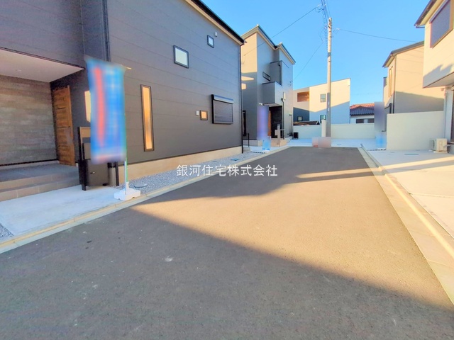 G00379261 神奈川県相模原市緑区二本松１丁目 新築一戸建て 5380万円 土地面積112.57m² (約34.05坪) 建物面積91.29m² (約27.61坪) 間取り３ＬＤＫ 築年月2025年09月(築１年以内)【外観7】