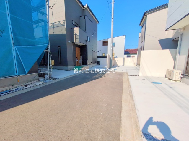 G00379262 神奈川県相模原市緑区二本松１丁目 新築一戸建て 5380万円 土地面積112.61m² (約34.06坪) 建物面積90.46m² (約27.36坪) 間取り３ＬＤＫ 築年月2025年08月(築１年以内)【外観9】