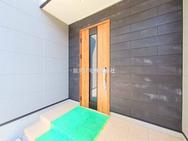 G00379263 神奈川県相模原市緑区二本松１丁目 新築一戸建て 4680万円 土地面積122.86m² (約37.16坪) 建物面積90.88m² (約27.49坪) 間取り３ＬＤＫ 築年月2025年08月(築１年以内)【外観6】