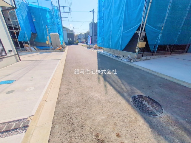 G00379263 神奈川県相模原市緑区二本松１丁目 新築一戸建て 4680万円 土地面積122.86m² (約37.16坪) 建物面積90.88m² (約27.49坪) 間取り３ＬＤＫ 築年月2025年08月(築１年以内)【外観9】