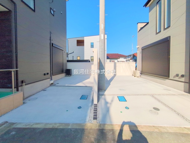 G00379263 神奈川県相模原市緑区二本松１丁目 新築一戸建て 4680万円 土地面積122.86m² (約37.16坪) 建物面積90.88m² (約27.49坪) 間取り３ＬＤＫ 築年月2025年08月(築１年以内)【外観12】