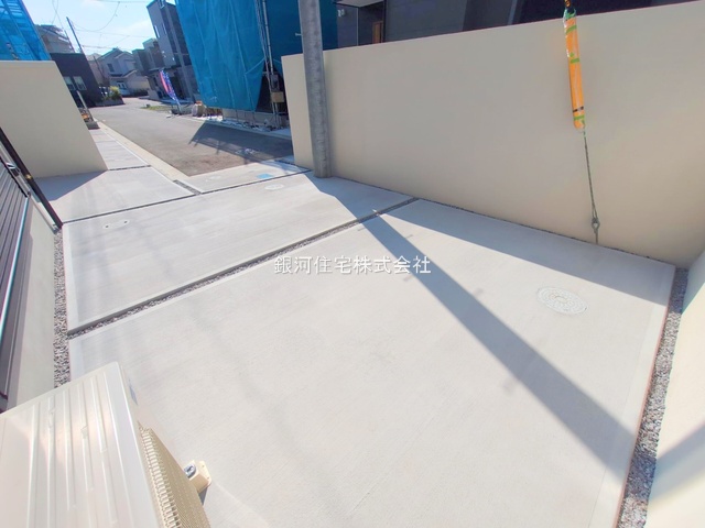 G00379263 神奈川県相模原市緑区二本松１丁目 新築一戸建て 4680万円 土地面積122.86m² (約37.16坪) 建物面積90.88m² (約27.49坪) 間取り３ＬＤＫ 築年月2025年08月(築１年以内)【外観13】