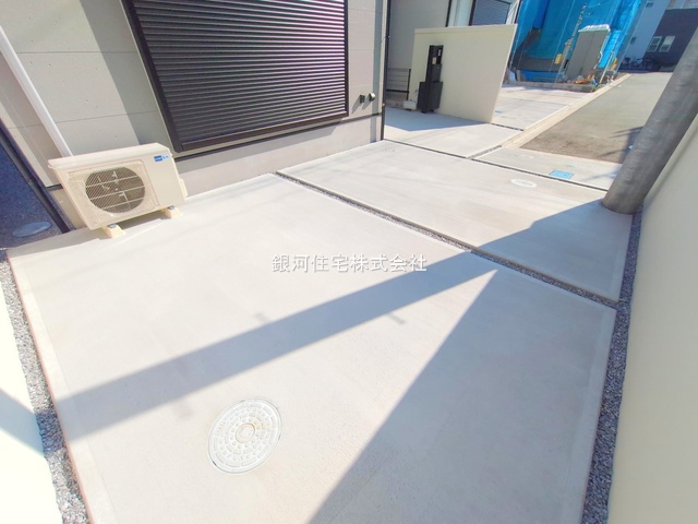 G00379263 神奈川県相模原市緑区二本松１丁目 新築一戸建て 4680万円 土地面積122.86m² (約37.16坪) 建物面積90.88m² (約27.49坪) 間取り３ＬＤＫ 築年月2025年08月(築１年以内)【外観17】