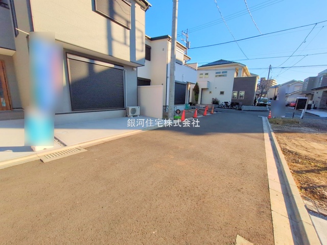 G00379265 神奈川県相模原市緑区二本松１丁目 新築一戸建て 5180万円 土地面積112.49m² (約34.02坪) 建物面積90.67m² (約27.42坪) 間取り２ＳＬＤＫ 築年月2025年09月(築１年以内)【外観8】