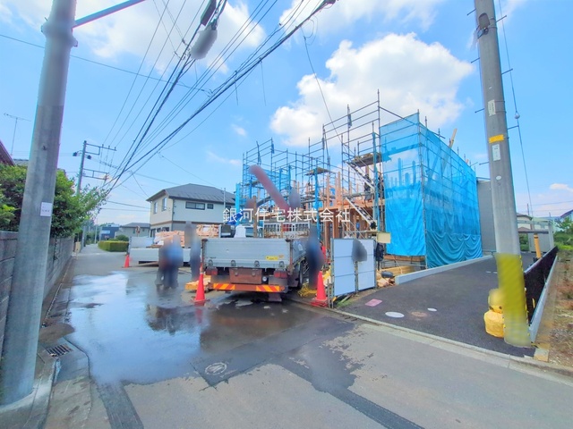 G00379291 東京都町田市小山町 新築一戸建て 4699万円 土地面積132.19m² (約39.98坪) 建物面積104.89m² (約31.72坪) 間取り３ＳＬＤＫ 築年月2025年09月【外観6】