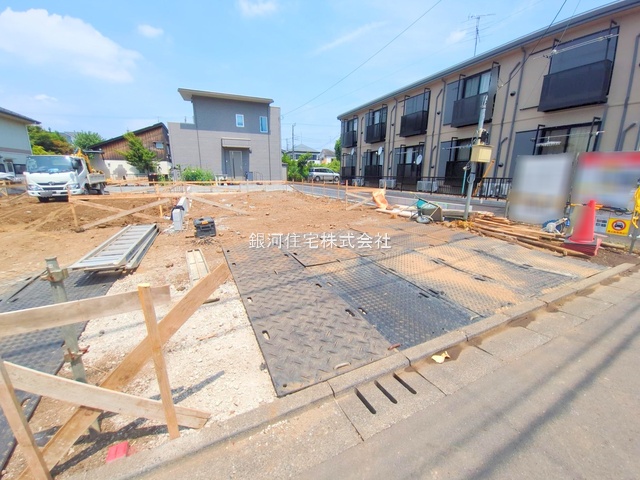 G00379291 東京都町田市小山町 新築一戸建て 4699万円 土地面積132.19m² (約39.98坪) 建物面積104.89m² (約31.72坪) 間取り３ＳＬＤＫ 築年月2025年09月【外観8】