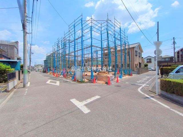G00379316 東京都足立区花畑６丁目 新築一戸建て 4690万円 土地面積95.00m² (約28.73坪) 建物面積96.05m² (約29.05坪) 間取り４ＬＤＫ 築年月2025年09月【外観6】