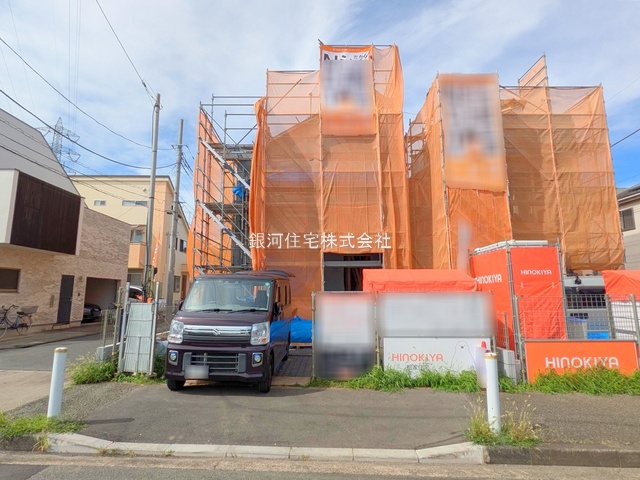 G00379317 東京都狛江市西野川２丁目 新築一戸建て 7480万円 土地面積107.44m² (約32.50坪) 建物面積84.46m² (約25.54坪) 間取り３ＬＤＫ 築年月2025年10月【外観8】