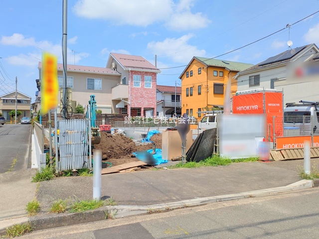 G00379317 東京都狛江市西野川２丁目 新築一戸建て 7480万円 土地面積107.44m² (約32.50坪) 建物面積84.46m² (約25.54坪) 間取り３ＬＤＫ 築年月2025年10月【外観10】