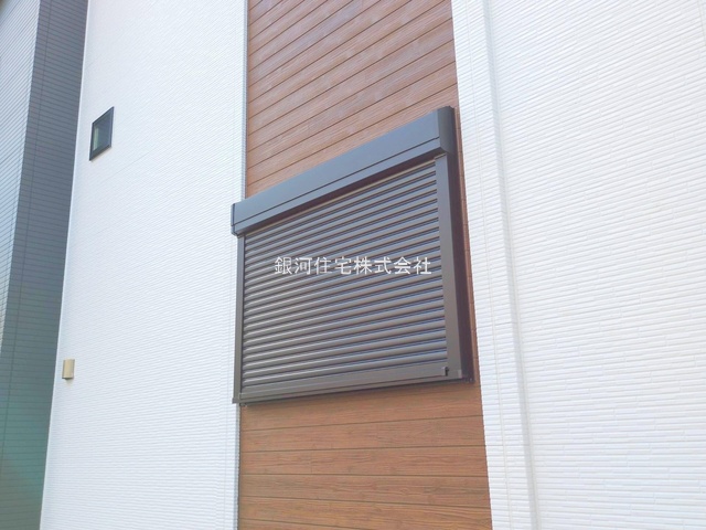 G00379329 神奈川県藤沢市今田 新築一戸建て 5490万円 土地面積169.68m² (約51.32坪) 建物面積102.26m² (約30.93坪) 間取り４ＬＤＫ 築年月2025年08月(築１年以内)【外観7】