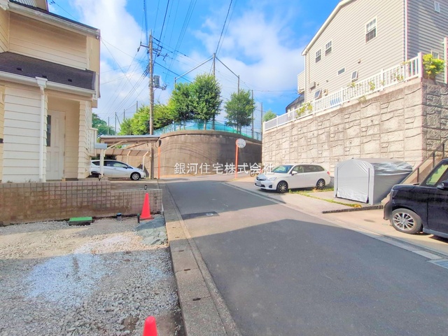 G00379329 神奈川県藤沢市今田 新築一戸建て 5490万円 土地面積169.68m² (約51.32坪) 建物面積102.26m² (約30.93坪) 間取り４ＬＤＫ 築年月2025年08月(築１年以内)【外観12】