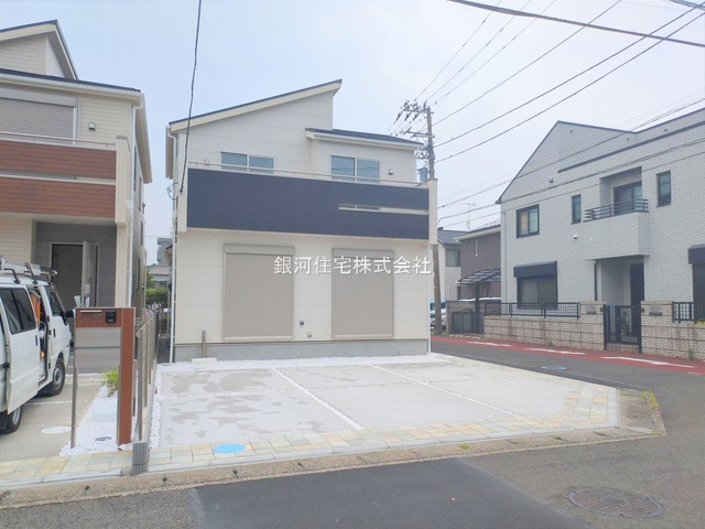 G00379420 神奈川県平塚市黒部丘 新築一戸建て 5380万円 土地面積142.25m² (約43.03坪) 建物面積101.01m² (約30.55坪) 間取り４ＬＤＫ 築年月2025年06月(築１年以内)【外観7】