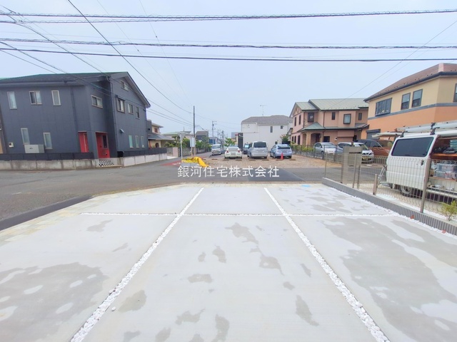 G00379420 神奈川県平塚市黒部丘 新築一戸建て 5380万円 土地面積142.25m² (約43.03坪) 建物面積101.01m² (約30.55坪) 間取り４ＬＤＫ 築年月2025年06月(築１年以内)【外観12】