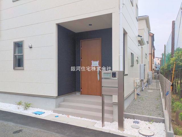 G00379420 神奈川県平塚市黒部丘 新築一戸建て 5380万円 土地面積142.25m² (約43.03坪) 建物面積101.01m² (約30.55坪) 間取り４ＬＤＫ 築年月2025年06月(築１年以内)【外観14】