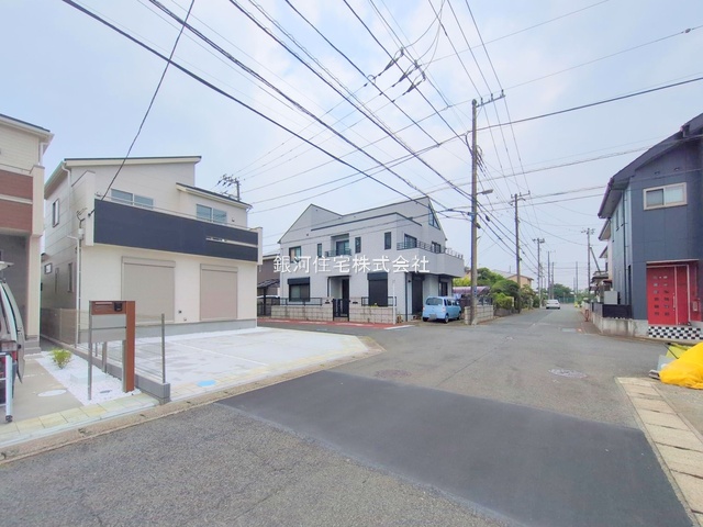 G00379420 神奈川県平塚市黒部丘 新築一戸建て 5380万円 土地面積142.25m² (約43.03坪) 建物面積101.01m² (約30.55坪) 間取り４ＬＤＫ 築年月2025年06月(築１年以内)【外観15】