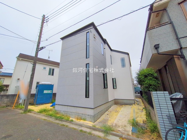 G00379513 東京都西東京市緑町２丁目 新築一戸建て 5180万円 土地面積107.19m² (約32.42坪) 建物面積85.68m² (約25.91坪) 間取り３ＬＤＫ 築年月2025年10月【外観8】