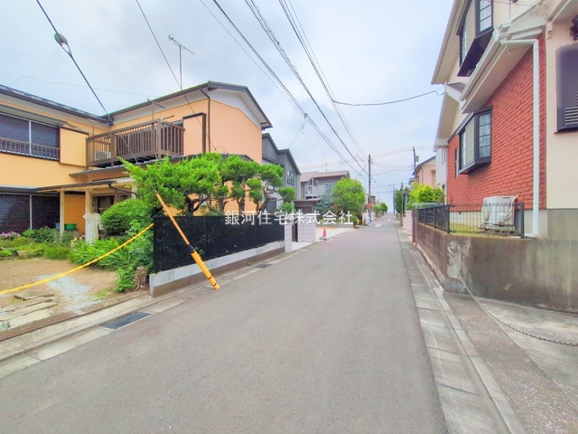 G00379554 神奈川県横浜市磯子区杉田８丁目 新築一戸建て 6080万円 土地面積174.17m² (約52.68坪) 建物面積113.85m² (約34.43坪) 間取り４ＬＤＫ 築年月2025年07月(築１年以内)【外観11】
