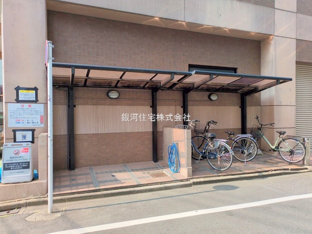 G00379571 東京都荒川区東日暮里４丁目 中古マンション 5998万円 専有面積65.05m² (約19.67坪) 間取り３ＬＤＫ 所在階2階 築年月1996年05月(築29年)【外観12】