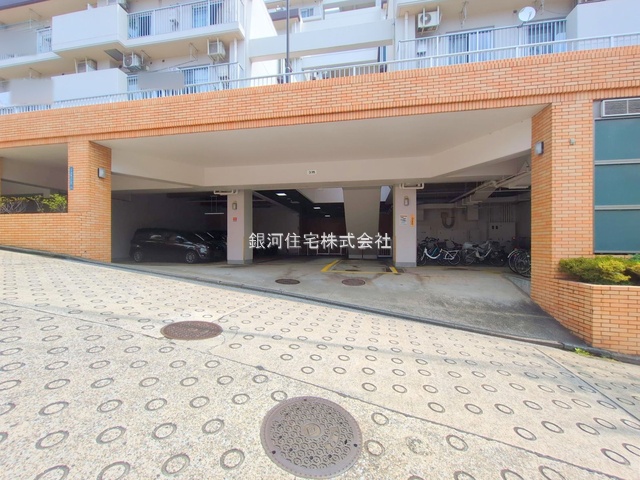 G00379604 神奈川県横浜市港南区港南１丁目 中古マンション 2780万円 専有面積73.23m² (約22.15坪) 間取り３ＬＤＫ 所在階1階 築年月1985年11月(築39年)【外観7】