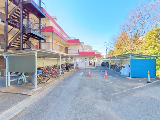 G00379620 東京都世田谷区南烏山２丁目 中古マンション 7299万円 専有面積107.03m² (約32.37坪) 間取り３ＬＤＫ 所在階3階 築年月1975年04月(築50年)【外観6】