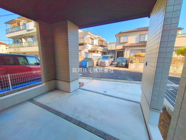 G00379652 千葉県市川市伊勢宿 新築一戸建て 6390万円 土地面積72.14m² (約21.82坪) 建物面積111.47m² (約33.71坪) 築年月2025年11月(築１年以内)【外観12】