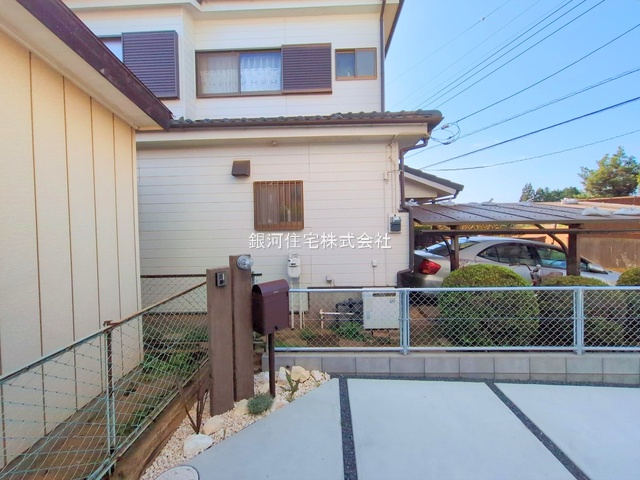 G00379657 千葉県八千代市勝田台４丁目 新築一戸建て 3280万円 土地面積106.14m² (約32.10坪) 建物面積91.70m² (約27.73坪) 間取り３ＬＤＫ 築年月2025年02月(築１年以内)【外観4】