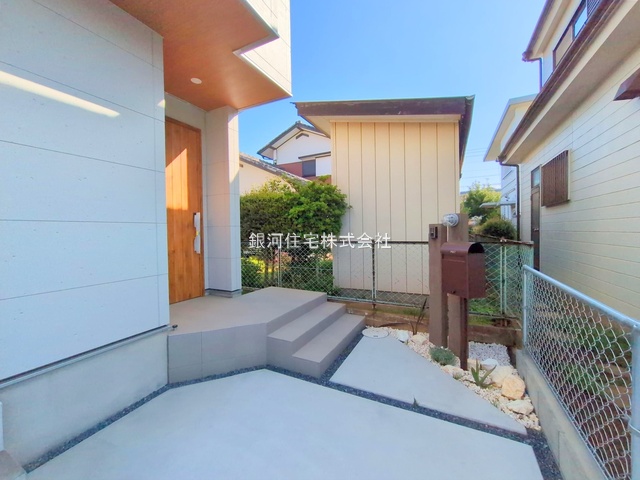 G00379657 千葉県八千代市勝田台４丁目 新築一戸建て 3280万円 土地面積106.14m² (約32.10坪) 建物面積91.70m² (約27.73坪) 間取り３ＬＤＫ 築年月2025年02月(築１年以内)【外観15】